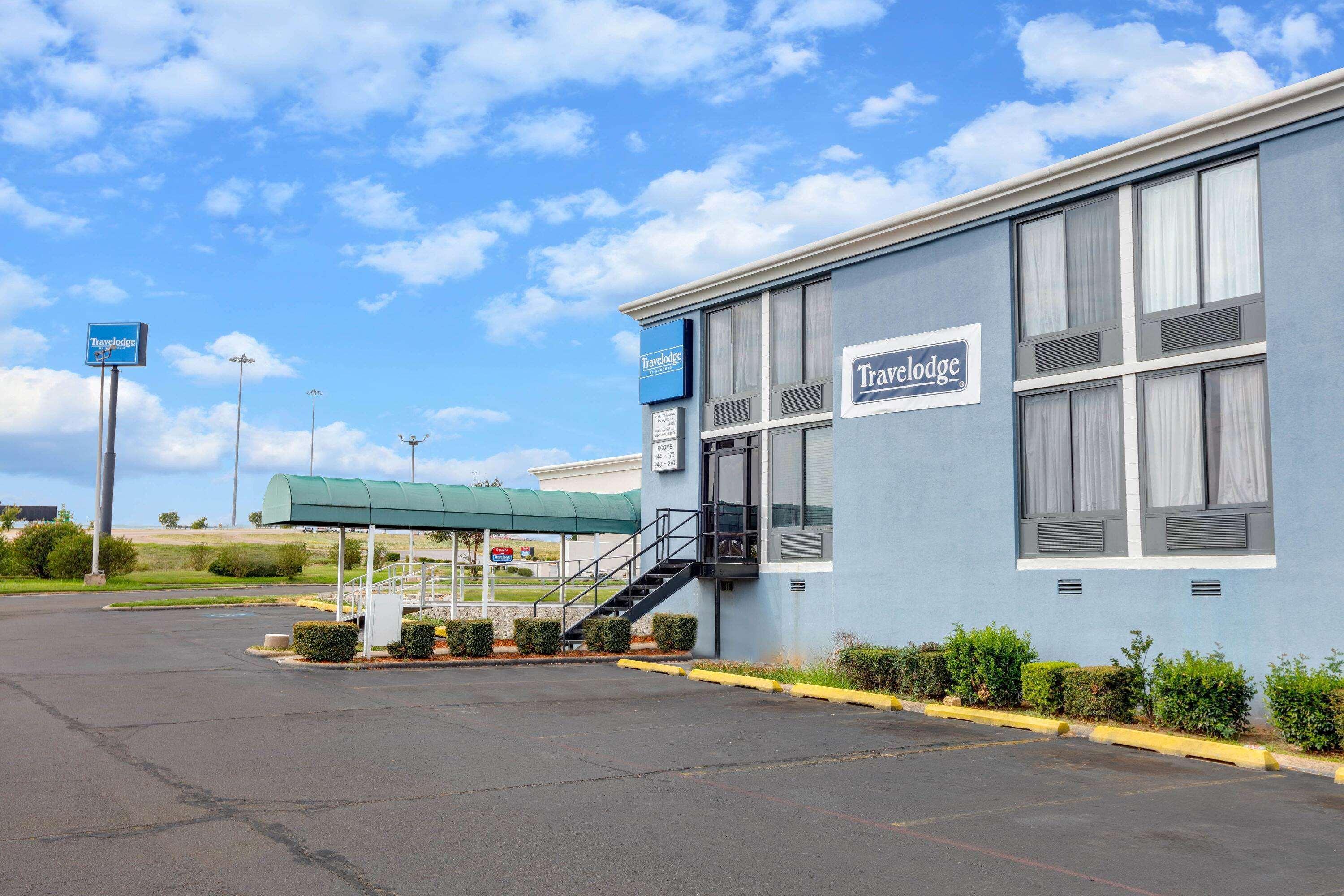 Travelodge By Wyndham Texarkana Ar Exterior photo